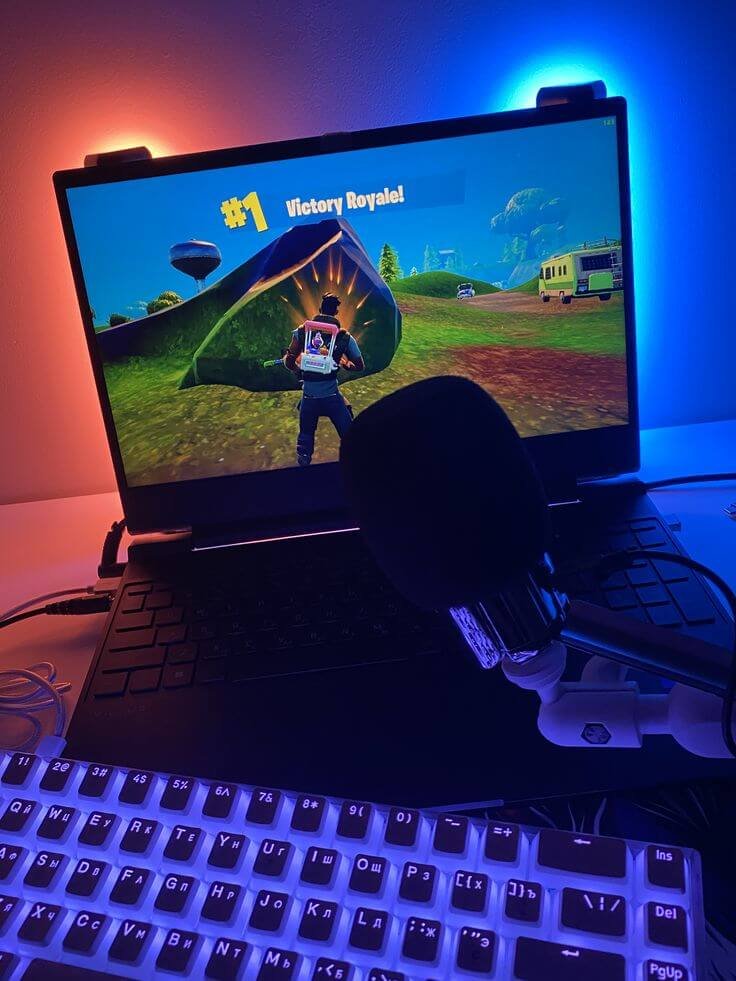Best Gaming Laptop for Fortnite (Tested & Ranked) fortnite og chapter 7 gaming laptop pc setup ambient atmosphere laptop pc setup gamer (2) (1)